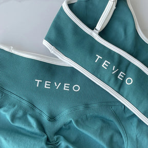 Conjunto Esportivo Feminino Sem Costura FlexaFit TREVEO